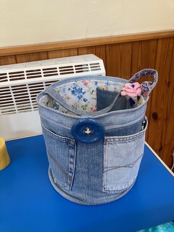 Repurposed jeans pockets and other used fabric made into a knitting bag by Jenny Cr